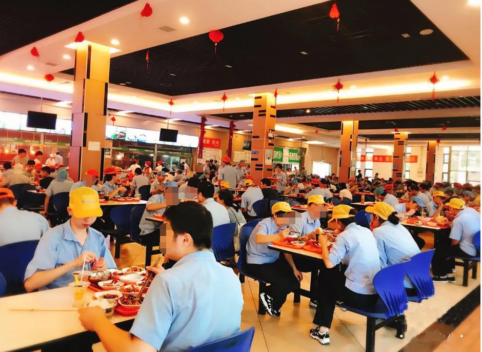 怎樣選擇專業的企業食堂承包？