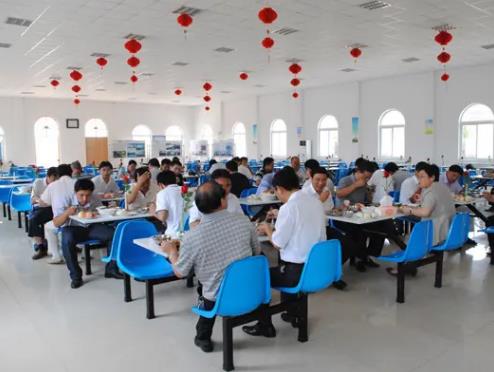 企業飯堂承包出去有哪些優勢？